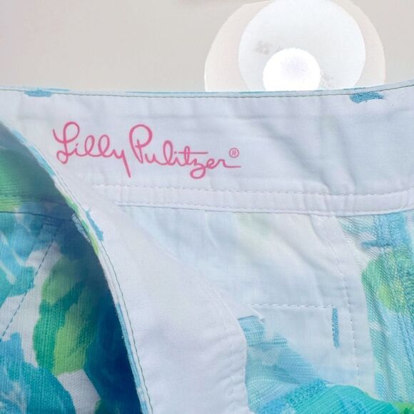 Lilly Pulitzer Poolside Blue First Impression Callahan Shorts Size 000 - Picture 7 of 10